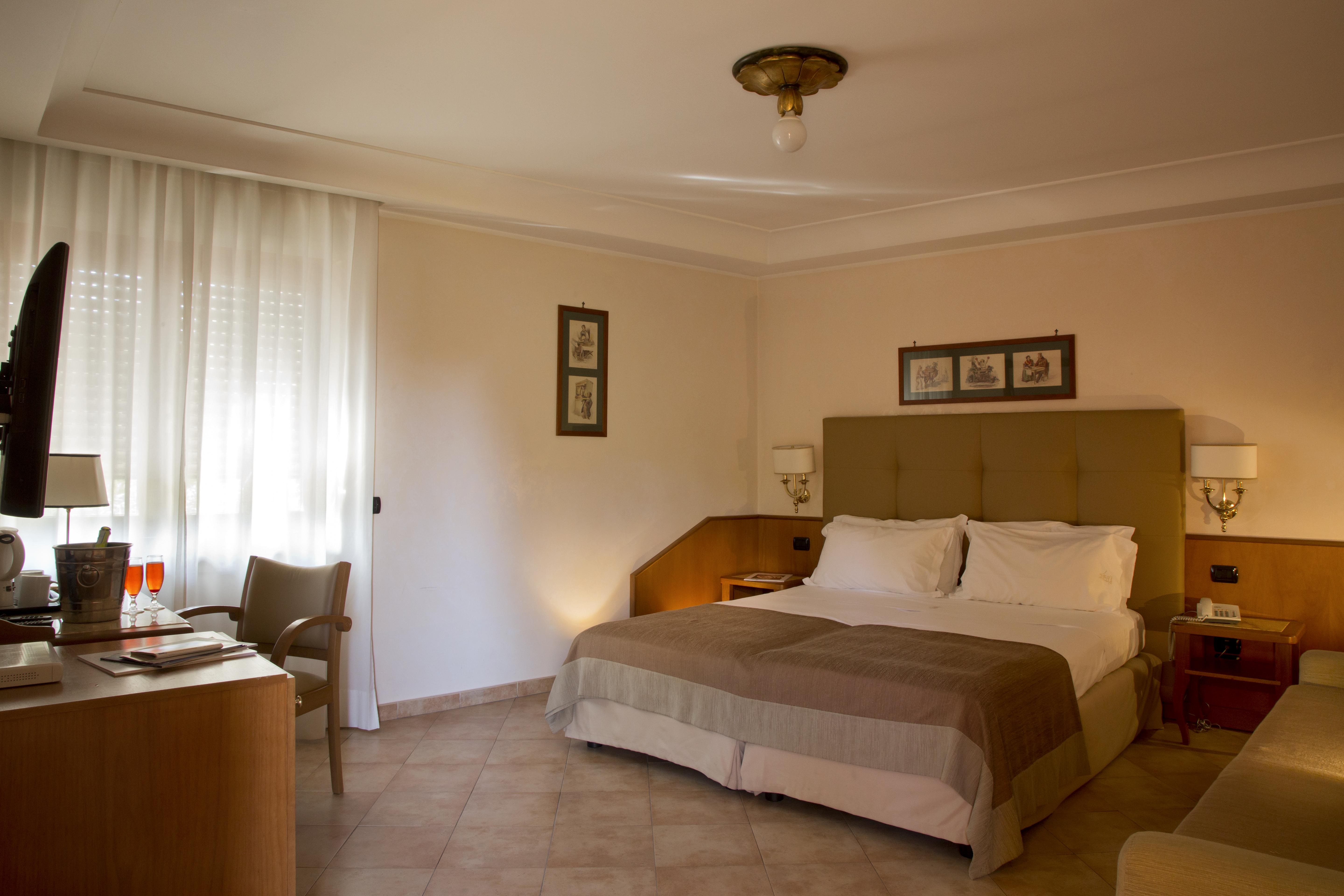 Montespina Park Hotel Naples Luaran gambar