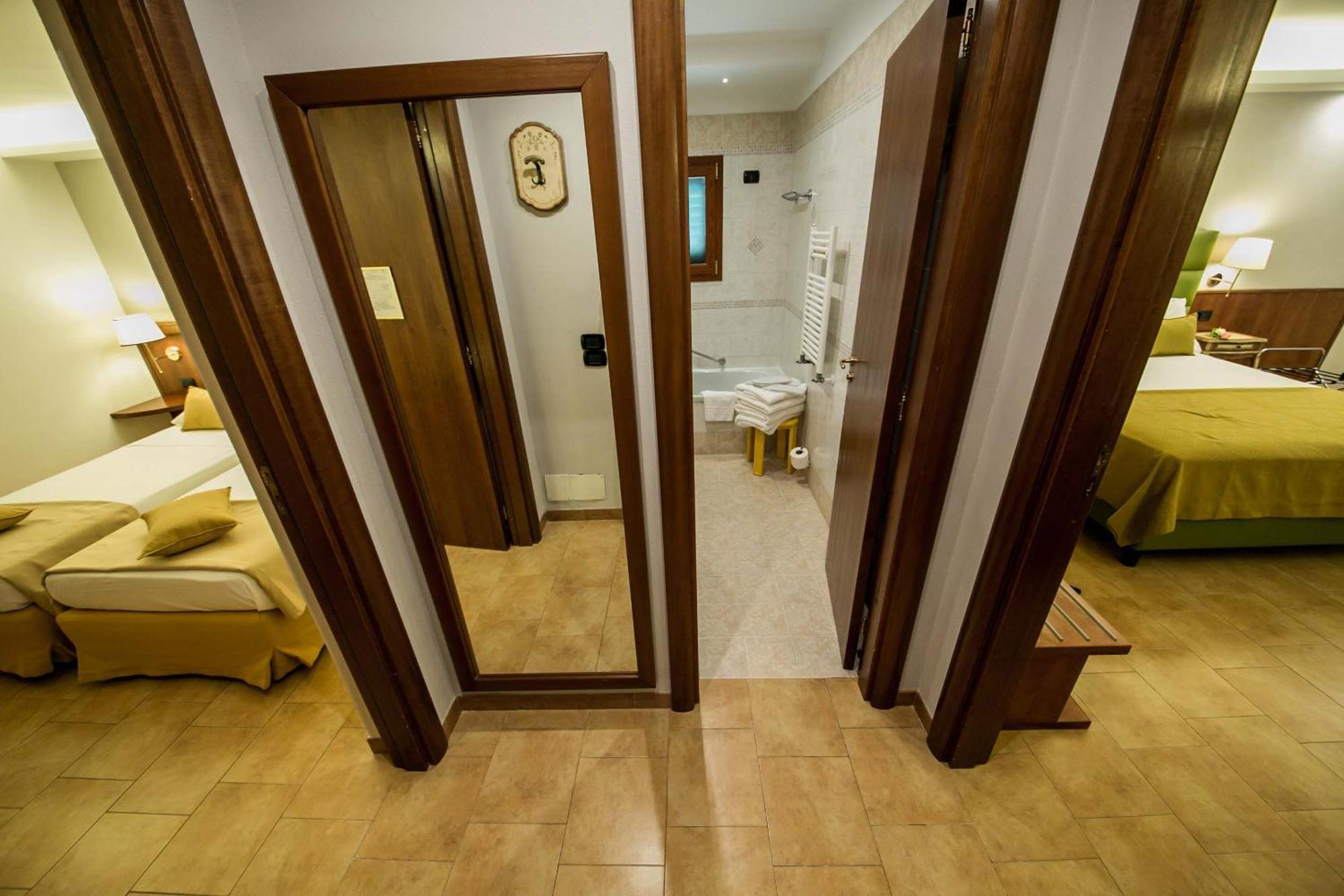 Montespina Park Hotel Naples Bilik gambar